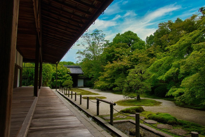 1-day Kyoto Tour: Philosopher’s Path and Picturesque Temples