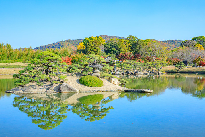 Half-day (AM) Okayama Tour: Castle and Garden